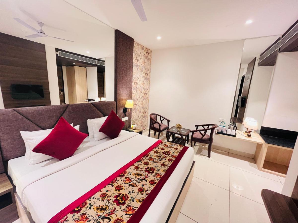 The Savode - Just 2 Mins From Golden Temple Hotel 4*